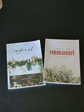 Advent & Emmanuel Study Set - LifeWay Women 5 Session Bible Study (Set Of 2)